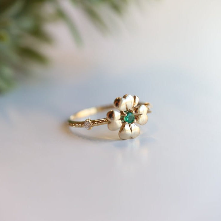 14K Four Leaf Clover Emerald and Diamond Stacking Ring - Emi Conner Jewelry 