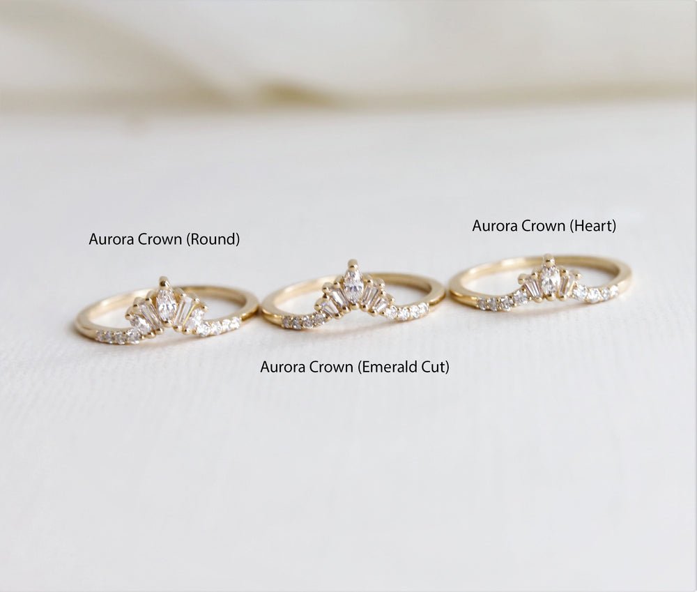 Aurora Curve Band (Round) | 14K Gold Diamond Contour Band - Emi Conner Jewelry 