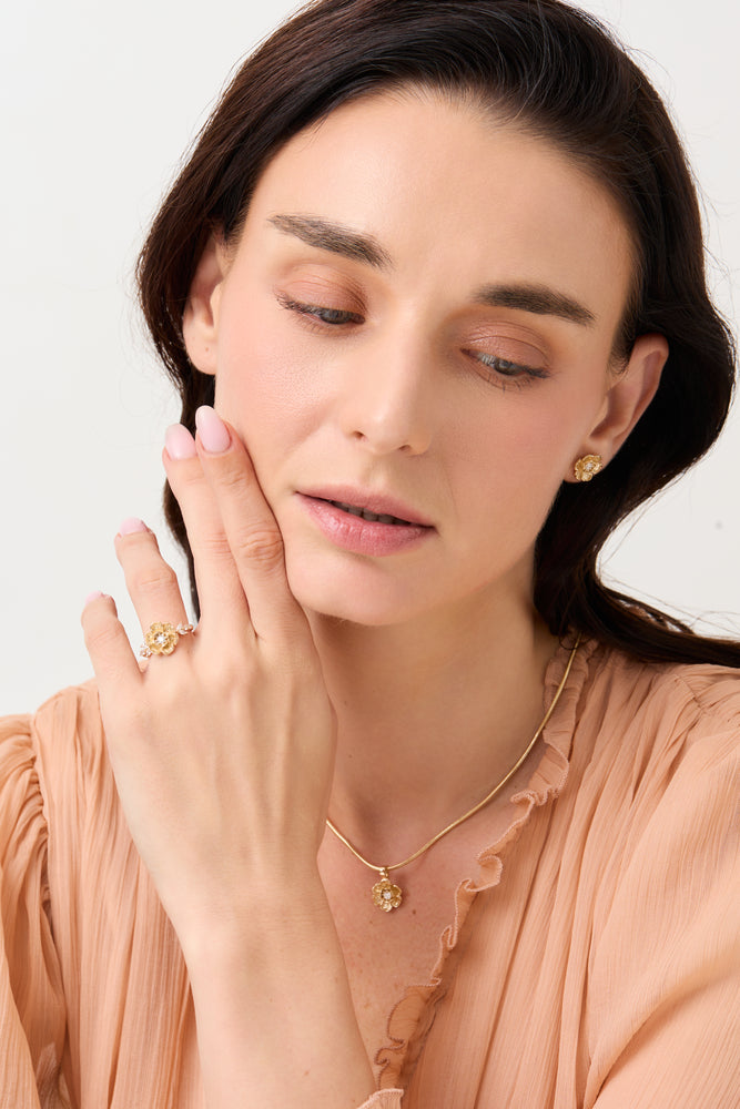 Peony No.4 | Peony Diamond Ring