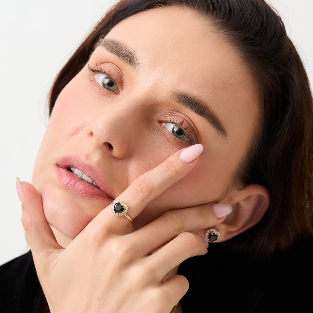 Emma | 1 ct. Heart Black Onyx Halo Ring