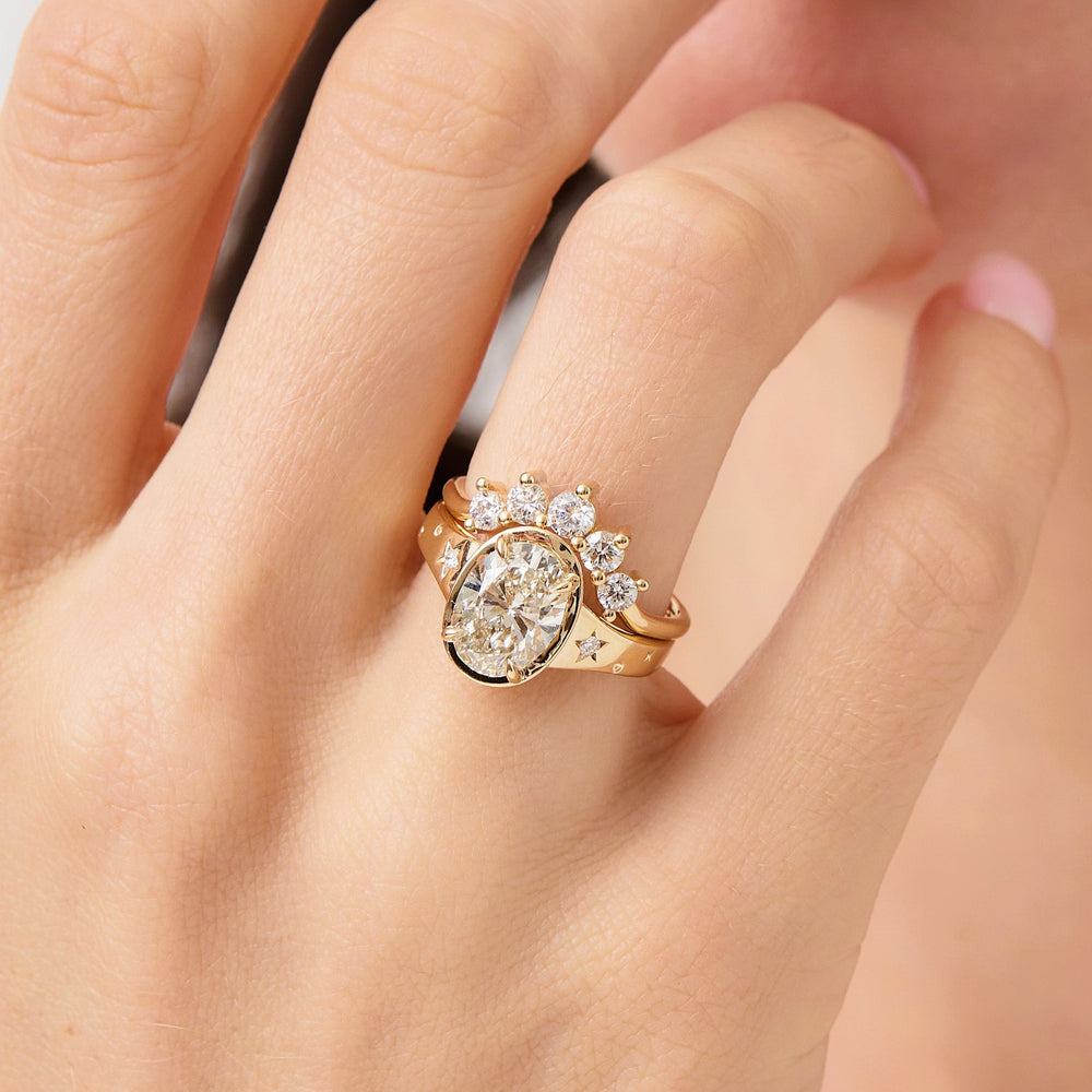 Starry | 2 ct. Oval Diamond Ring
