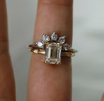 Stella | 2 ct. Emerald Cut Diamond Starburst Ring