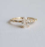 Aurora | 1 ct. Oval Diamond Accented Ring