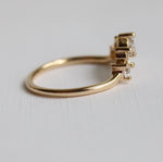 Aurora 5-Stone Curve Band