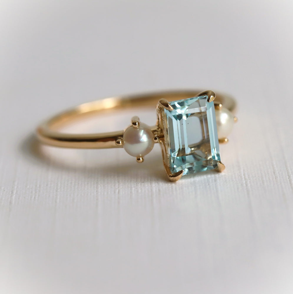 EVA | 1 ct. Emerald Cut Aquamarine and Pearl Side Stone Ring