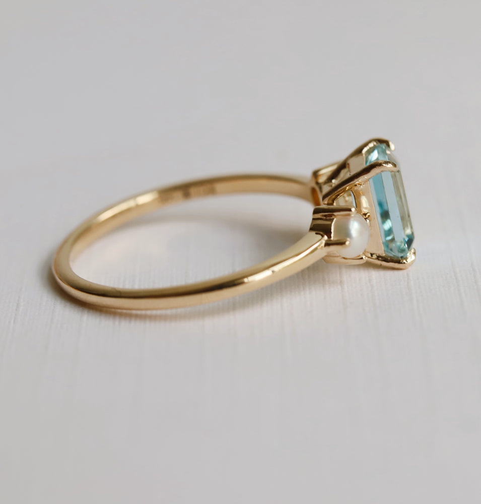 EVA | 1 ct. Emerald Cut Aquamarine and Pearl Side Stone Ring