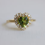 Emma | 1 ct. Heart Peridot Halo Ring