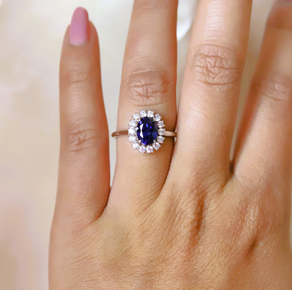 Emma | 1 ct. Oval Blue Sapphire Halo Ring