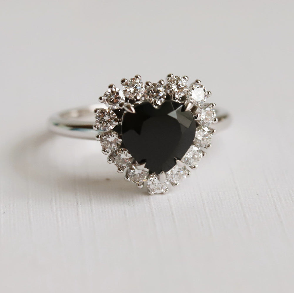 Emma | 1 ct. Heart Black Onyx Halo Ring