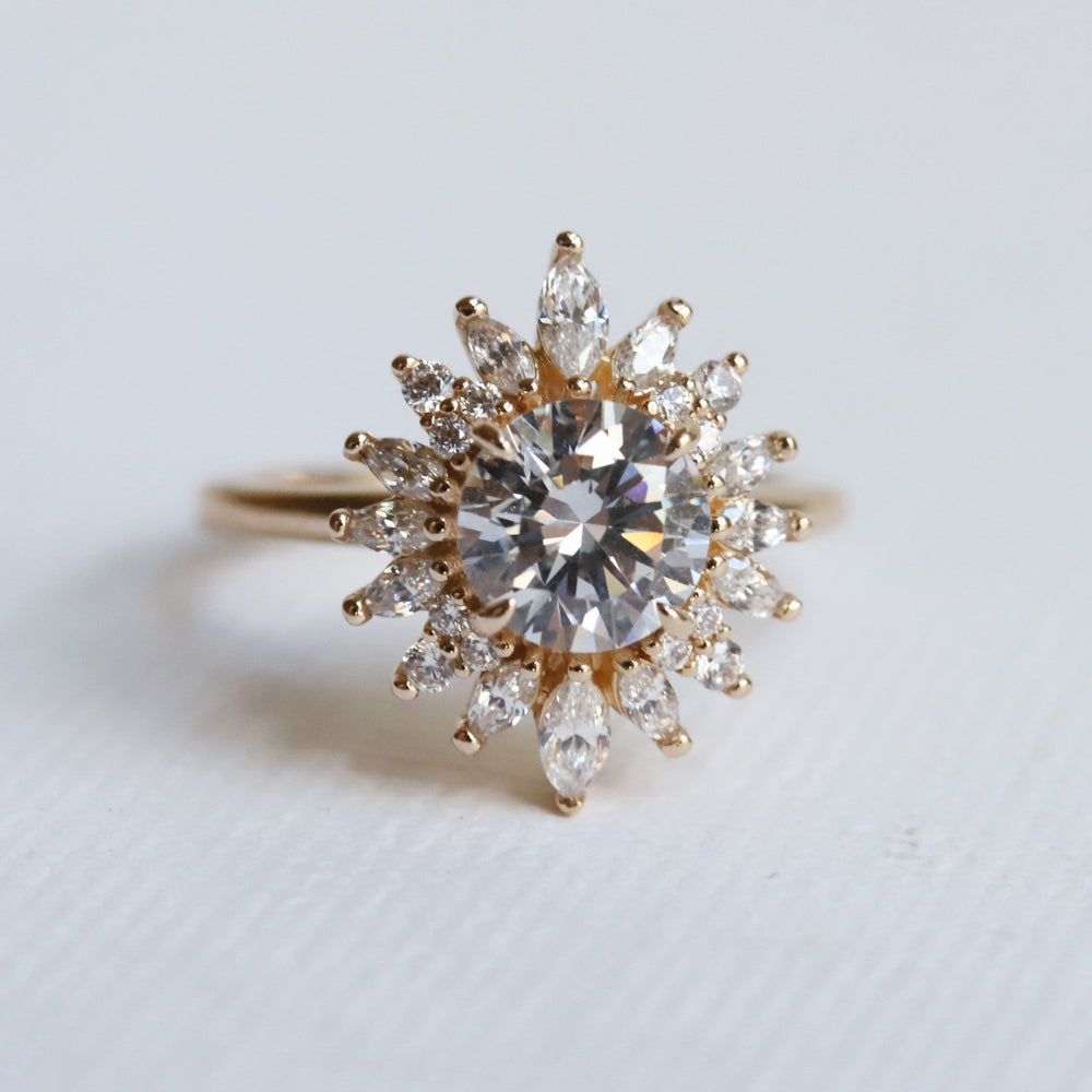 Lana | Round Lab-Grown Diamond Halo Ring