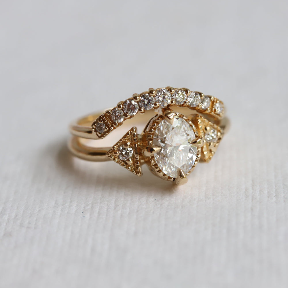 Carrie | Oval 0.7 ct. Lab-Grown Diamond North-South Prong Ring