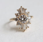 DECORA | Round Lab-Grown Diamond Halo Ring
