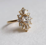 DECORA | Round Lab-Grown Diamond Halo Ring