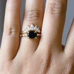 Evelina Crown