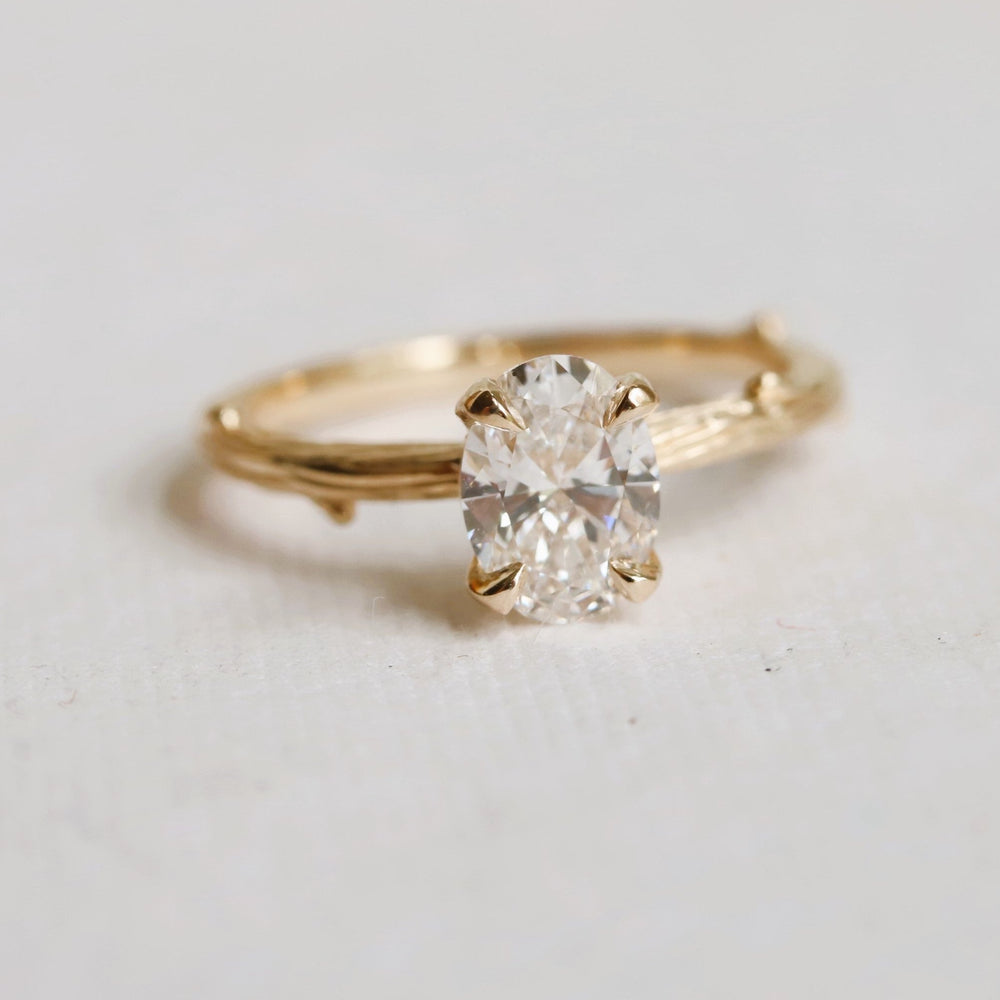 Acacia | 1 ct. Oval Diamond Solitaire Ring