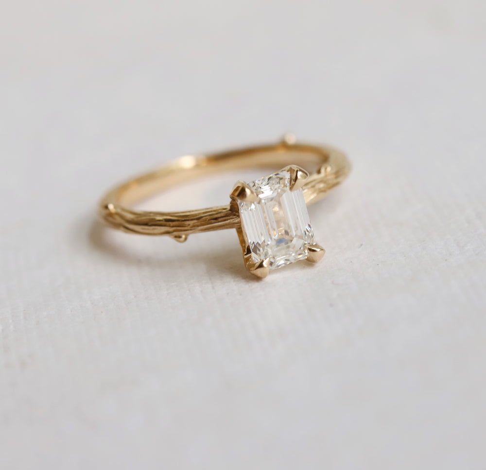 Acacia | 1 ct. Emerald Cut Diamond Solitaire Ring