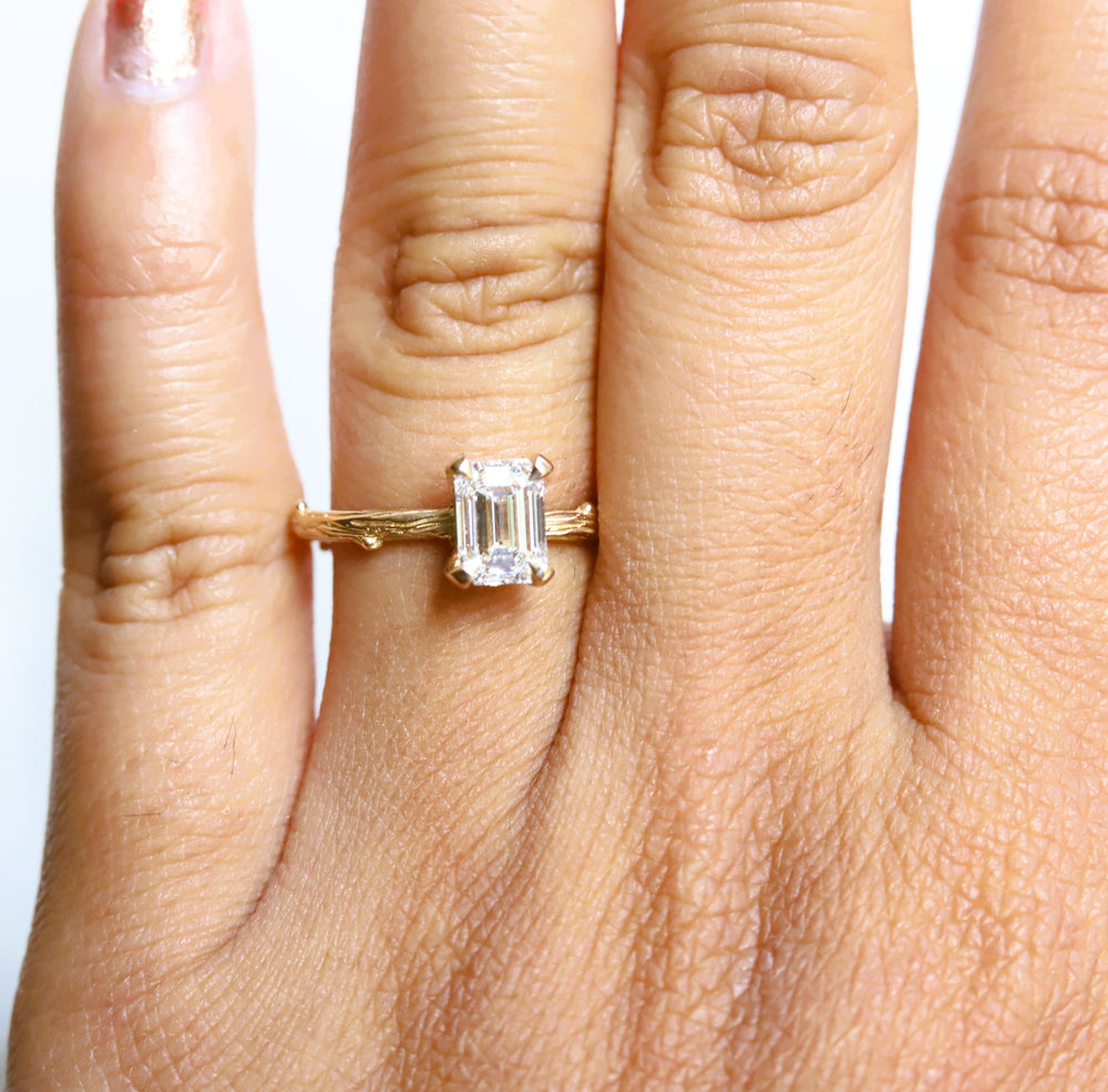 Acacia | 1 ct. Emerald Cut Diamond Solitaire Ring