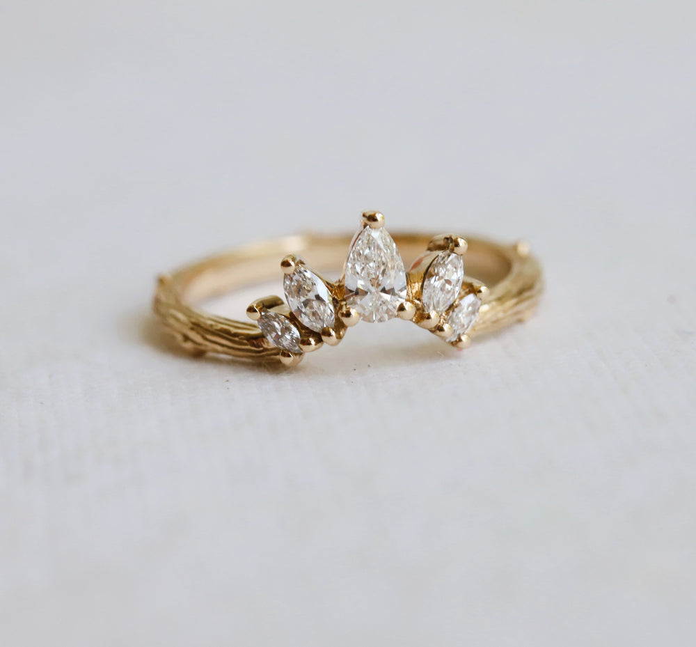 Acacia Crown
