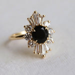 DECORA | Round Black Center Stone & White Diamond Halo Ring