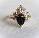 DECORA | Pear Black Center Stone & White Diamond Ring