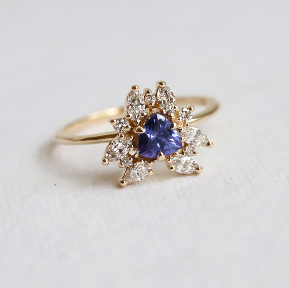 Layla | Tanzanite Trillion Halo Ring