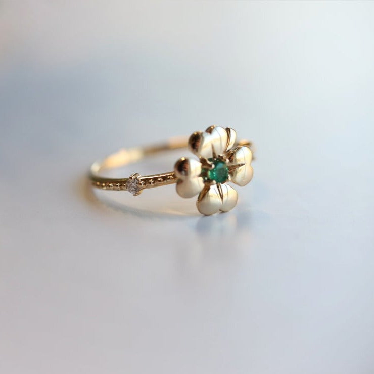 14K Four Leaf Clover Emerald and Diamond Stacking Ring - Emi Conner Jewelry 