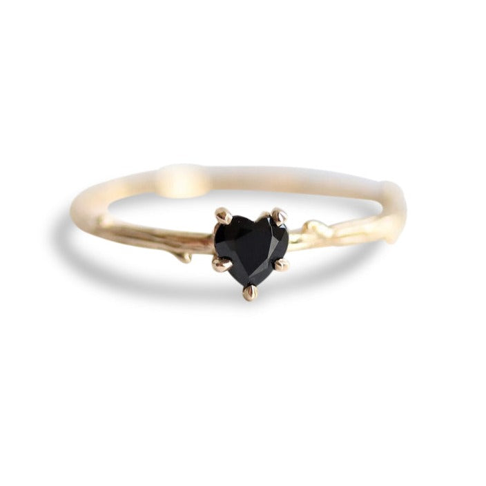 Acacia | 4 mm Heart Black Onyx Twig Engagement Ring
