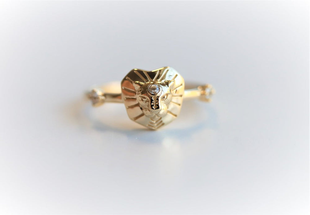 Leo Ring | 14K Leo Ring With White Sapphire - Emi Conner Jewelry 