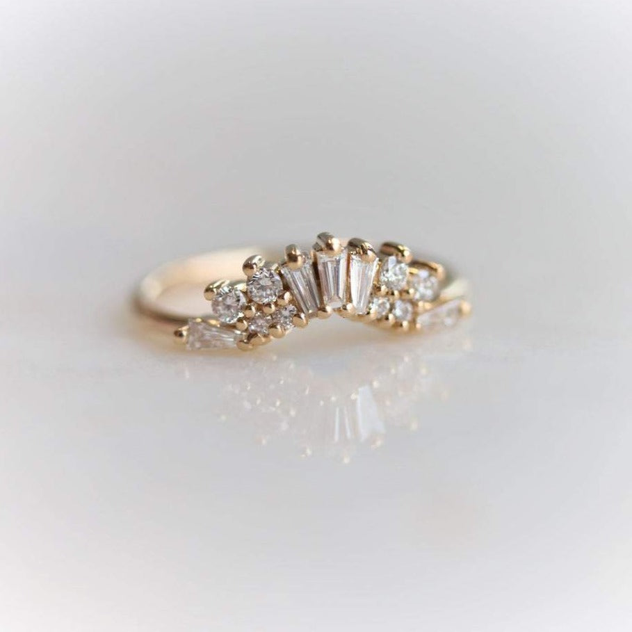 Victoria Crown No.3 | 14K + 0.4 CT. Diamond Crown Contour Band - Emi Conner Jewelry 
