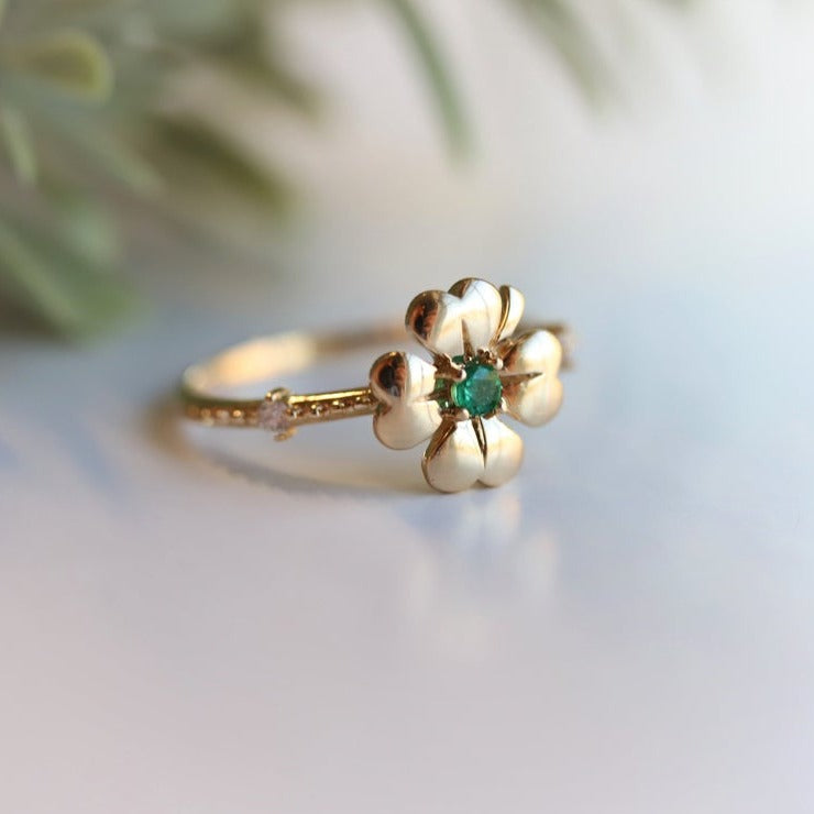 14K Four Leaf Clover Emerald and Diamond Stacking Ring - Emi Conner Jewelry 