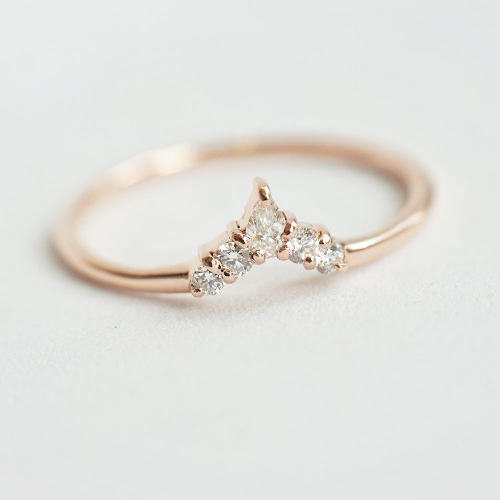 Sophie Crown No.1 l 14K Dainty Contour Band - Emi Conner Jewelry 