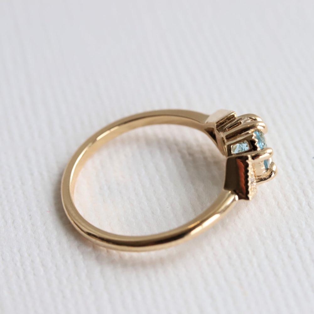 Carrie | Round Cut Aquamarine