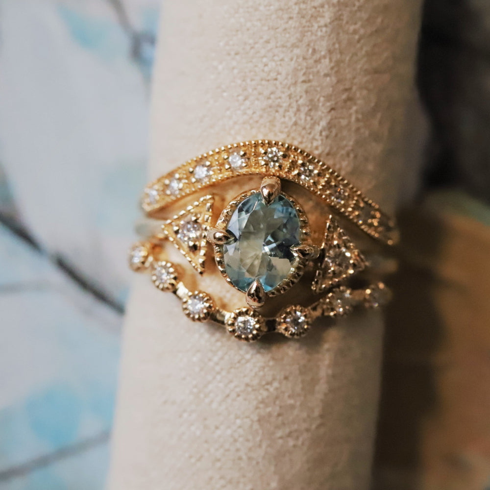 Carrie | Oval Cut Aquamarine