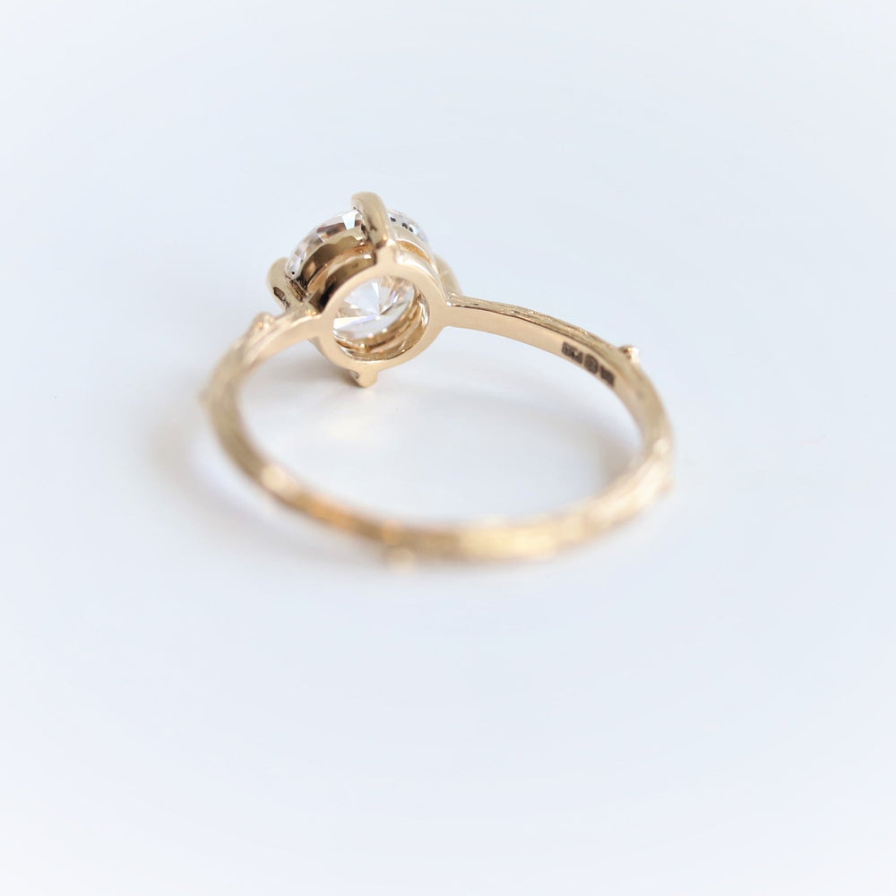 Acacia | 7 mm Round Moissanite Twig Engagement Ring - Emi Conner Jewelry 