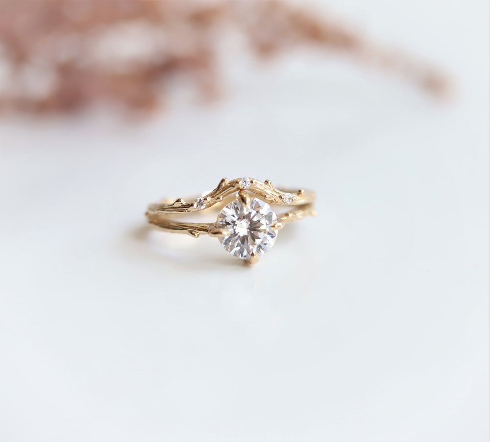 Acacia | 7 mm Round Moissanite Twig Engagement Ring - Emi Conner Jewelry 
