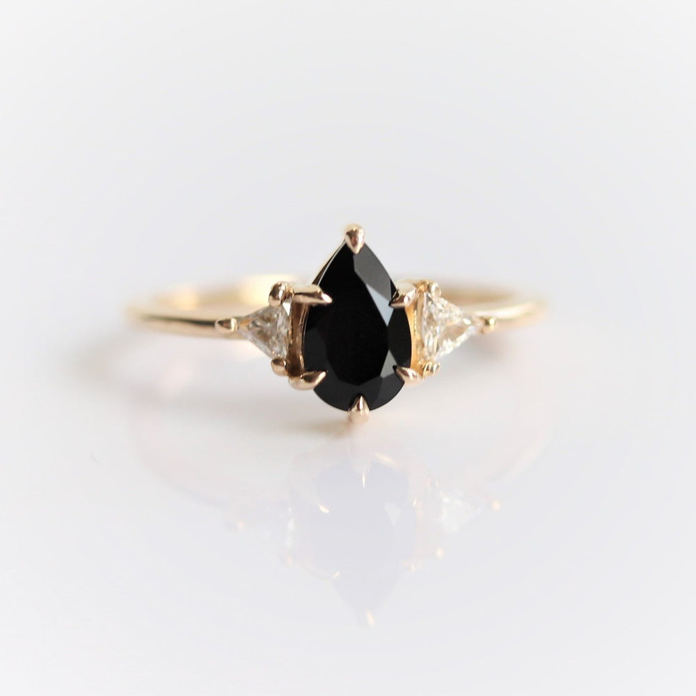 Alexis | Pear Black Onyx & Triangle Moissanite Ring - Emi Conner Jewelry 