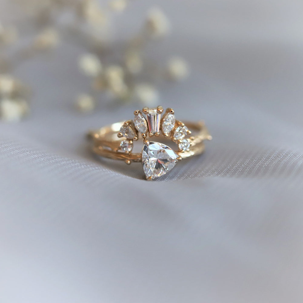 Acacia | 6 mm Trillion Cut Moissanite Twig Engagement Ring - Emi Conner Jewelry 