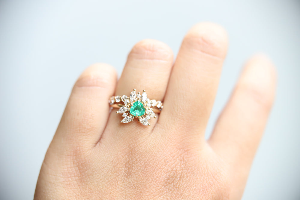 Layla | 14K Trillion Natural Zambian Emerald & Diamond Petite Cocktail Ring - Emi Conner Jewelry 