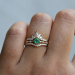 Aurora Curve Band (Round) | 14K Gold Diamond Contour Band - Emi Conner Jewelry 