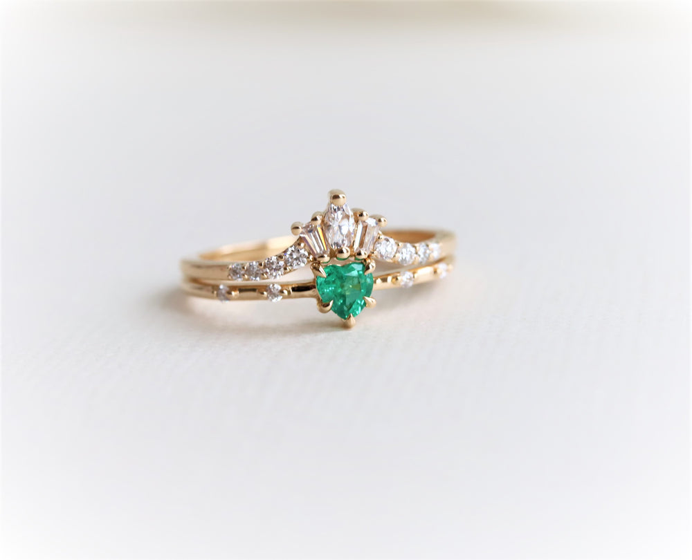 Aurora Crown (Heart) | 14K Gold Diamond Contour Band - Emi Conner Jewelry 