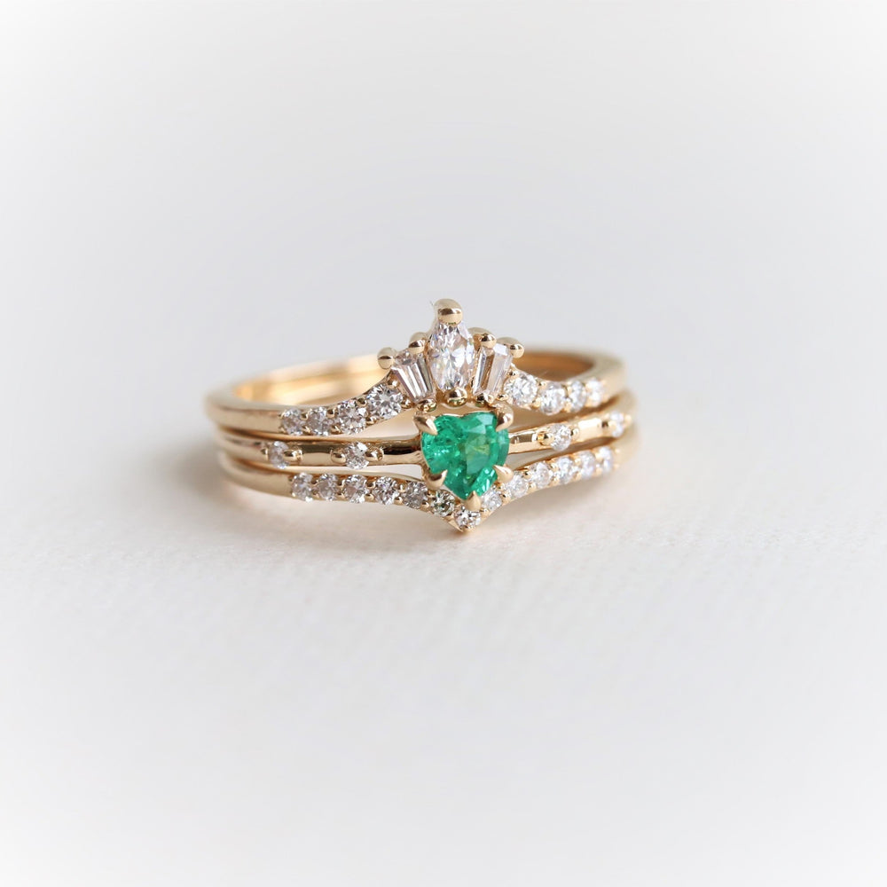 Aurora | 14K Heart Emerald & Diamond Accented Ring - Emi Conner Jewelry 