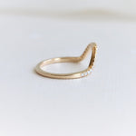 Victoria Pave' Contour Band
