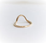 Victoria Pave' Contour Band