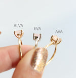 ALVA l 0.7 ct Round Rose Quartz Dainty Solitaire Ring In Hammer Finish - Emi Conner Jewelry 