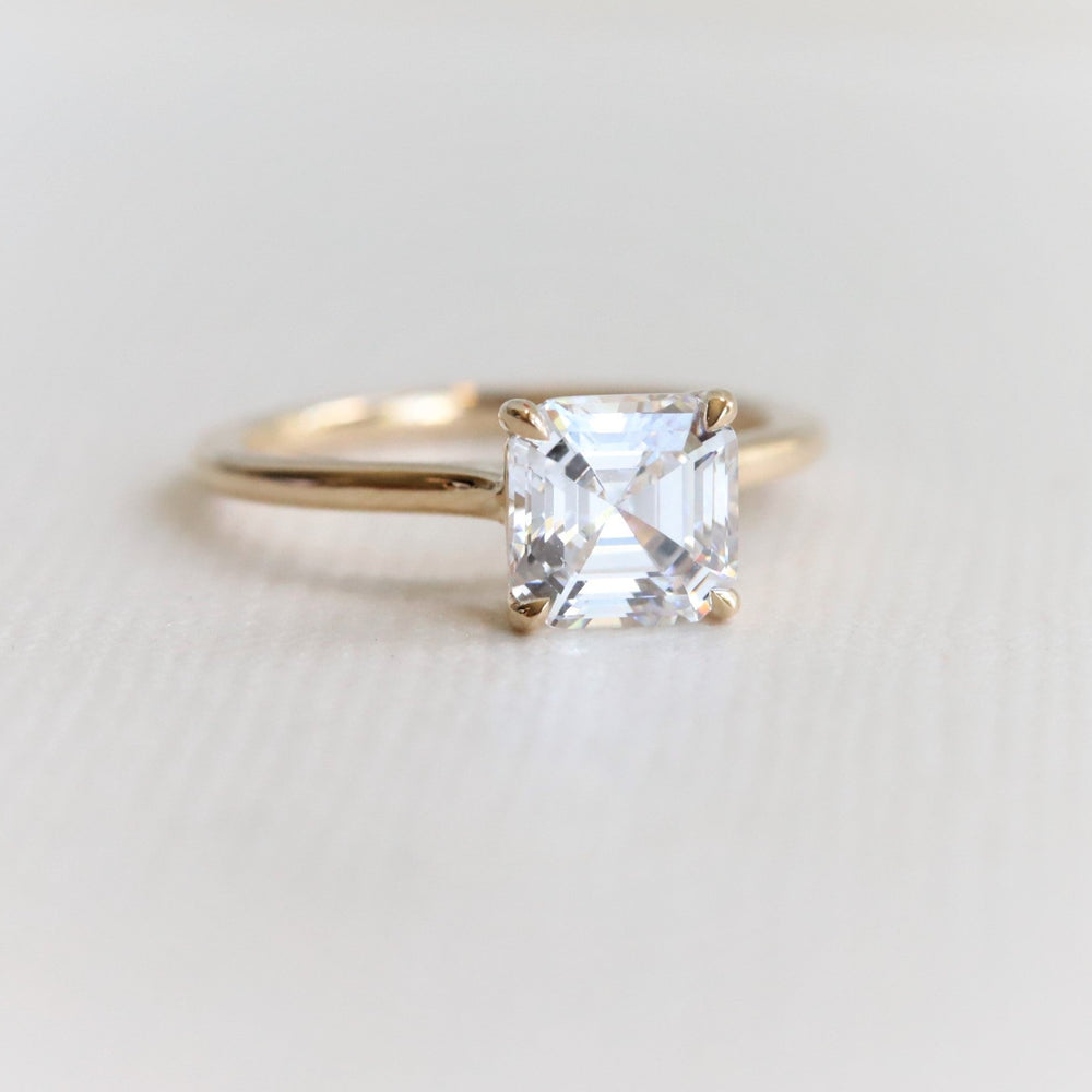 WYN Classic | Asscher Solitaire Ring