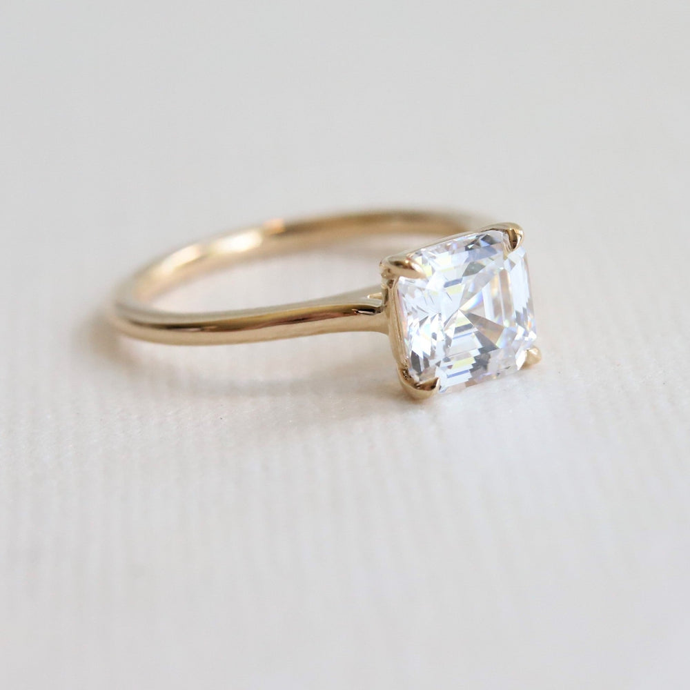 WYN Classic | Asscher Solitaire Ring