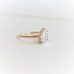WYN Art Deco Lux | Pear Solitaire Ring