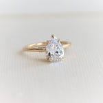 WYN Art Deco Lux | Pear Solitaire Ring