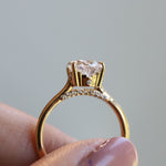WYN Art Deco Lux | Oval (Elongated) Solitaire Ring