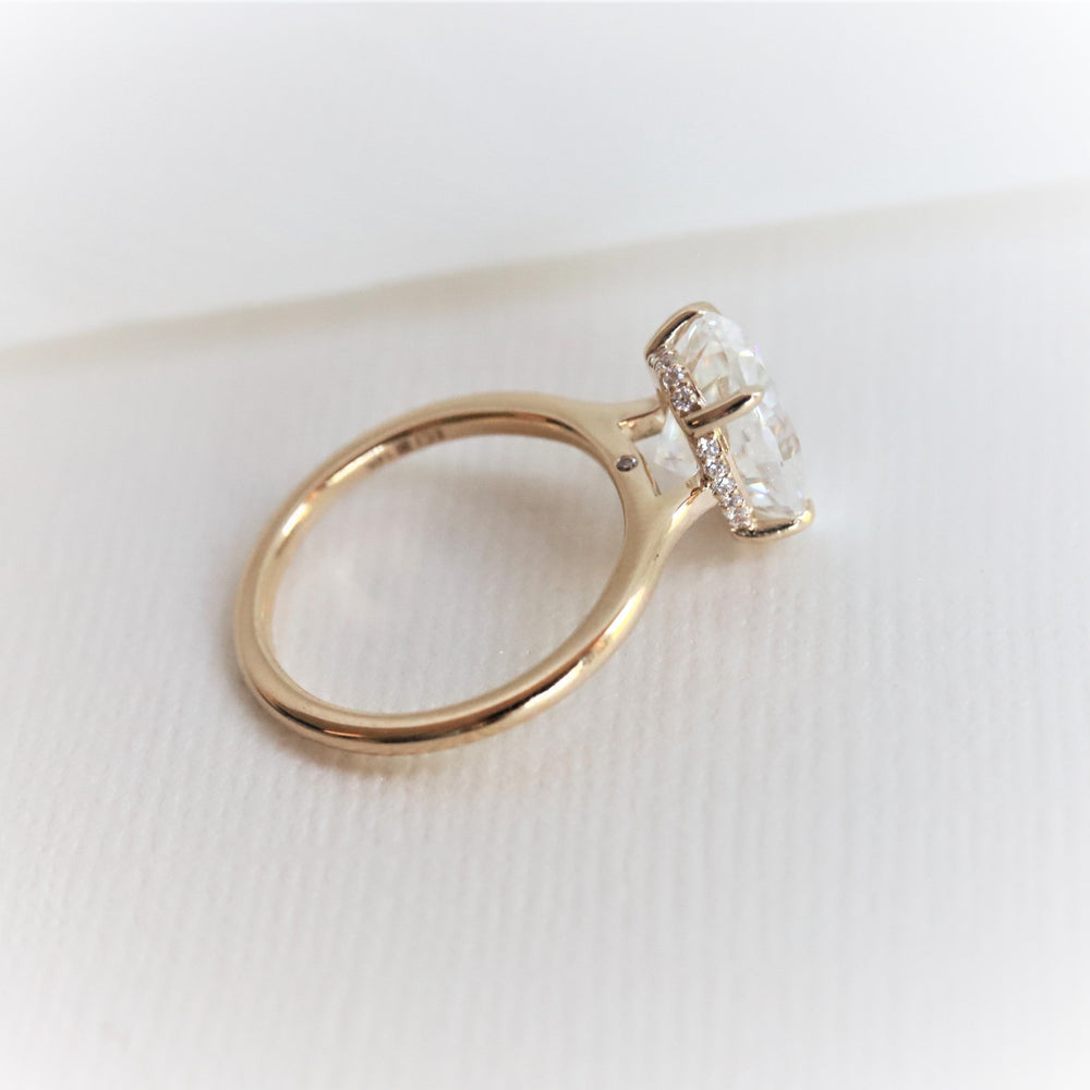WYN Hidden Halo | Oval (Elongated) Solitaire Ring